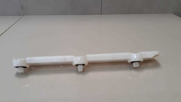 SUPORTE PARA-CHOQUE T.D NISSAN VERSA 2013 ORIGINAL