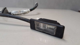 LUZ PLACA C/CHICOTE NISSAN VERSA 2013 ORIGINAL