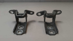 DOBRADIÇA PORTA DIANTEIRA DIREITA NISSAN VERSA 2013 