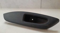 MOLDURA PUXADOR INTERNO TRASEIRA ESQUERDA NISSAN MARCH 2014