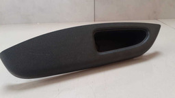 Moldura Puxador Interno Traseira Esquerda Nissan March 2014