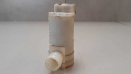 MOTOR RESERVATORIO PARABRISA  NISSAN MARCH 2014