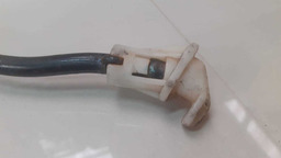 VARETA DO CAPÔ  PAJERO  FULL 3.2 DIESEL MITSUBISHI 2008