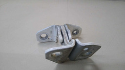 Dobradiça Porta Superior Traseira Esquer Jeep Cherokee 2015