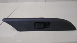 Botão Vidro Elétrico Traseiro Direito Nissan March 2014