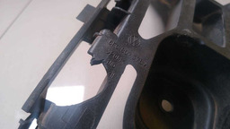 GUIA PARA-CHOQUE TRASEIRO DIREITO  VW VIRTUS TSI 2018