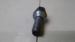 PARAFUSO DA RODA RENAULT DUSTER 2013