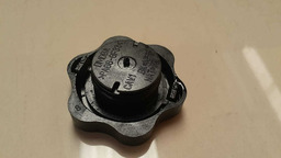 TAMPA RADIADOR FORD EDGE 2012