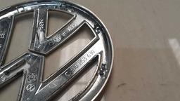 EMBLEMA TAMPA TRASEIRA VW GOL 2018