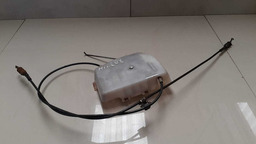 TRAVA TAMPA TRASEIRA TOYOTA HILUX 2015