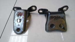 Par Dobradiça Inf Porta Traseira Direita Hilux 3.0 2015