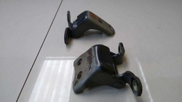 PAR DOBRADIÇA INF PORTA TRASEIRA DIREITA HILUX 3.0 2015