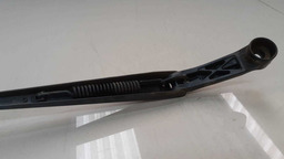 BRAÇO LIMPADOR PARABRISA DIREITO TOYOTA HILUX 2015