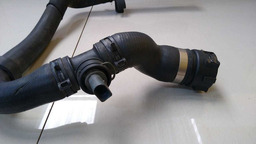 MANGUEIRA COM CONEXÃO RADIADOR VW TIGUAN 2.0 2011