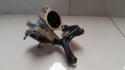 SUPORTE CORPO BORBOLETA TOYOTA HILUX 2015