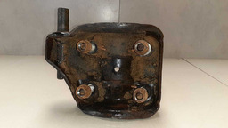 SUPORTE FEIXE MOLA TOYOTA HILUX 2015 #2