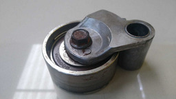 POLIA ESTICADOR CORREIA DENTADA TOYOTA HILUX 3.0 2015 #1