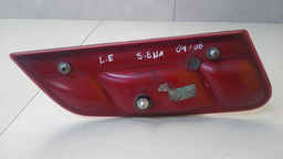 DEFLETOR OLHO DE GATO LADO ESQUERDO FIAT SIENA 2004 A 2008 VERMELHO