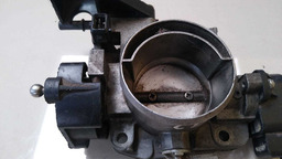 CORPO BORBOLETA CITROEN C5 2.0 2001 (2)