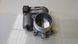 CORPO BORBOLETA FORD FUSION 2.0 2013 (1)