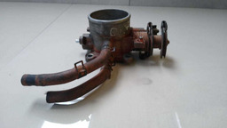 CORPO BORBOLETA HYUNDAI I30 2.0 2010 (1)