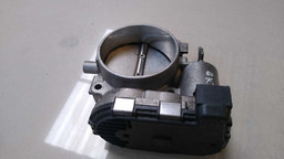 CORPO BORBOLETA MERCEDES W212 E350 V6 2010 (1)