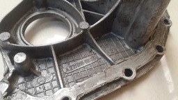 TAMPA FRONTAL CABEÇOTE MERCEDES C180 2008