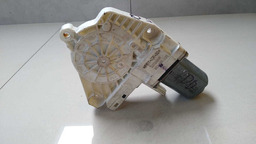 MOTOR MÁQUINA VIDRO DIANTEIRO DIREITO AUDI Q3 2014 2015