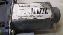 MOTOR MÁQUINA VIDRO TRASEIRO ESQUERDO HYUNDAI SANTA FE 2011