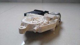 MOTOR MÁQUINA VIDRO DIANTEIRO DIREITO VW JETTA 2012 (2)