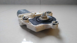 MOTOR MÁQUINA VIDRO DIANTEIRO ESQUERDO GOLF 2004