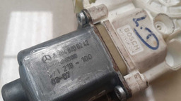 MOTOR MAQUINA VIDRO DIANTEIRA DIREITA MERCEDES C200 2008