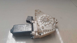 MOTOR MAQUINA VIDRO TRASEIRA DIREITA MERCEDES B180 2010