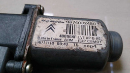 MOTOR MÁQUINA VIDRO DIANTEIRO DIREITO CITROEN C4 2010 2011