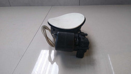 TAMPA PORTINHOLA LAND ROVER EVOQUE 2014 2015