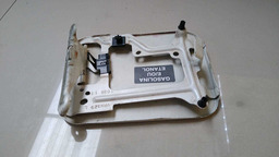 TAMPA PORTINHOLA NISSAN TIIDA 2010 2011