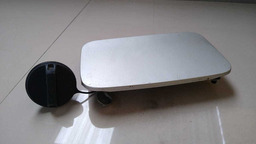 TAMPA PORTINHOLA NISSAN LIVINA 2009 A 2013 (1)