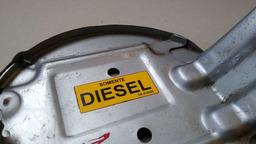 TAMPA PORTINHOLA MITSUBISHI L200 TRITON 2009 A 2015