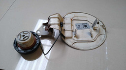 TAMPA PORTINHOLA CHEVROLET S10 2013 2014 3