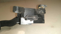 PEDAL ACELERADOR ELETRÔNICO NISSAN MARCH 2015