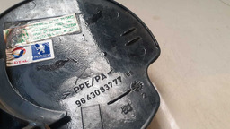 TAMPA PORTINHOLA PEUGEOT 307 2010 (2)