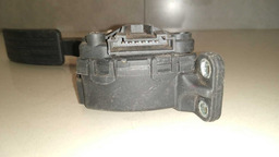PEDAL ACELERADOR ELETRÔNICO RENAULT SANDERO 2012 A 2014 (3)