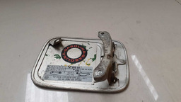 TAMPA PORTINHOLA SEAT CORDOBA 1994 A 1997 (2)