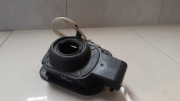 TAMPA PORTINHOLA VW JETTA 2012 A 2016 (3)