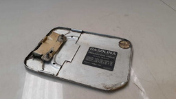 TAMPA PORTINHOLA VW GOL G2 1996 A 2004 (2)