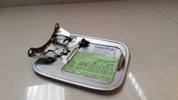 TAMPA PORTINHOLA AUDI A3 1997 A 2003 (2)