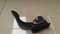 PEDAL ACELERADOR ELETRÔNICO GM ÔNIX 2013 A 2017 (2)