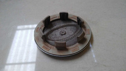 CALOTA CENTRAL RODA LAND ROVER EVOQUE 2012 2013 (1) PRATEADO