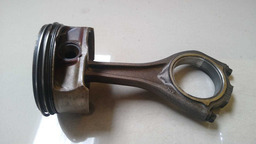 BIELA COM PISTÃO BMW X5 4.4 V8 2005 (4)