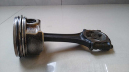 BIELA COM PISTÃO MERCEDES B200 2.0 TURBO 2009